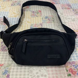 Travelon anti-theft waist bag.